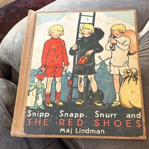 Snipp, Snapp, and Snurr “The Red Shoes” by Maj Lindman Copyright 1943